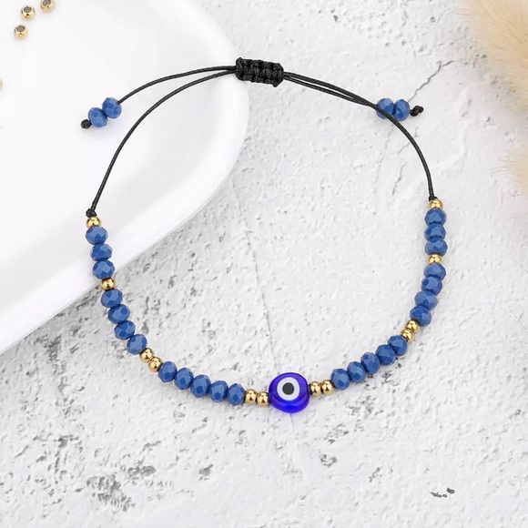 evil eye bracelet Friendship bracelet gift guide - Picture 6 of 11